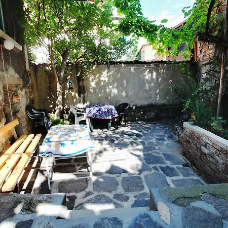Holiday home Retro & Friendly Old Town House With A Garden *